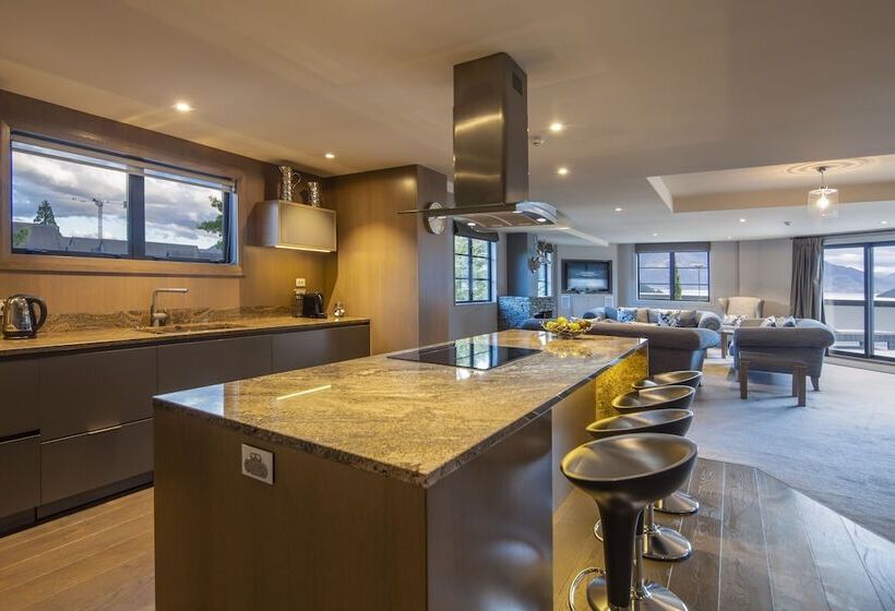 1 Bedroom Penthouse Apartment, The Glebe Apartments