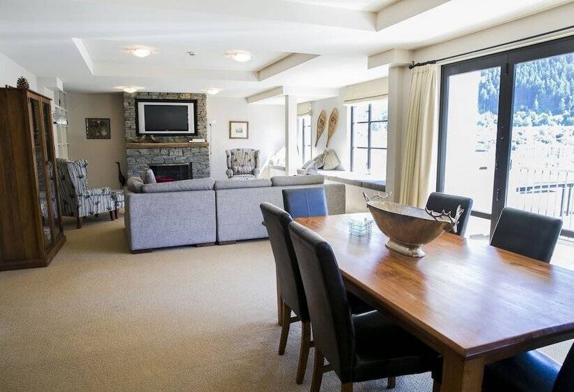 آپارتمان 4 خوابه, The Glebe Apartments