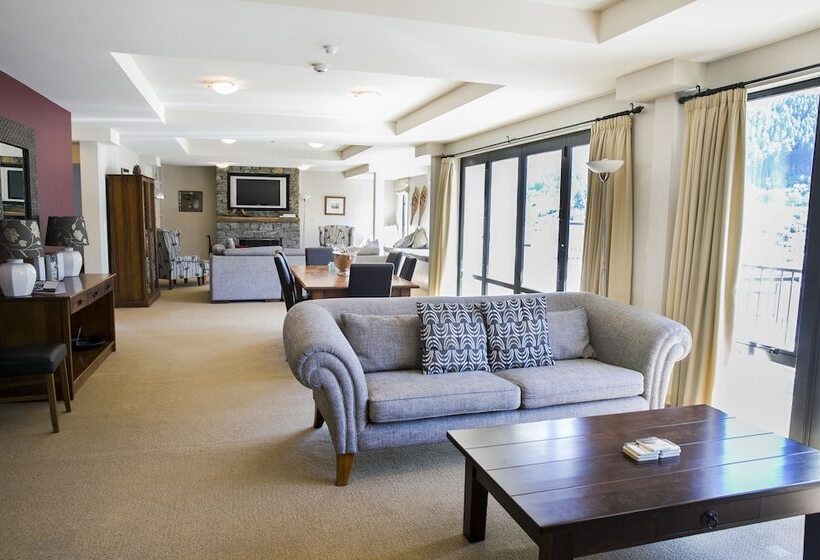 آپارتمان 4 خوابه, The Glebe Apartments