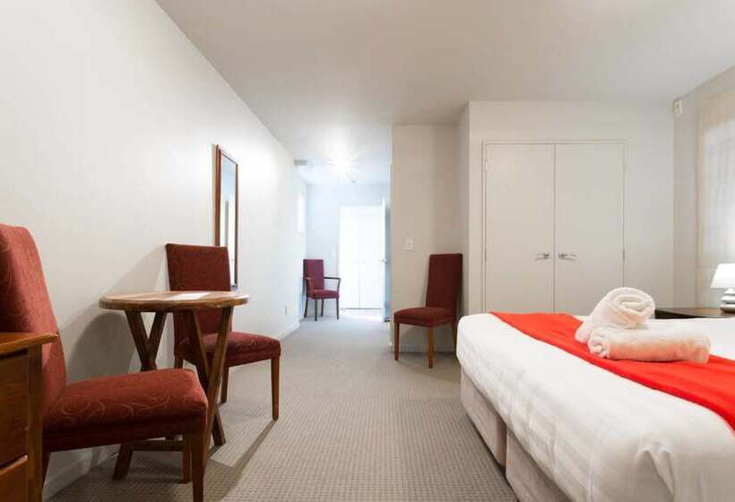 آپارتمان 4 خوابه, The Glebe Apartments