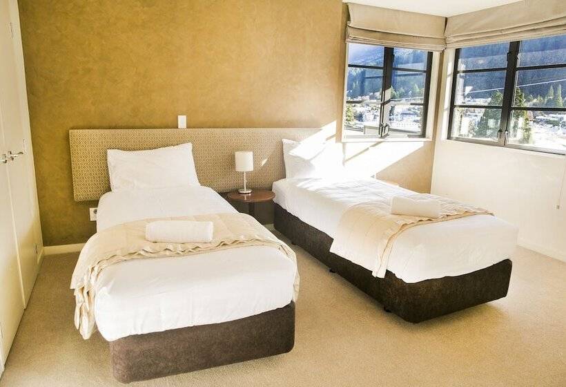 اتاق پنت هاوس, The Glebe Apartments