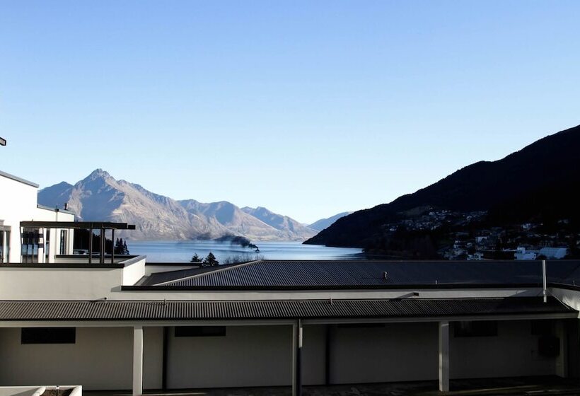 آپارتمان 3 خوابه, The Glebe Apartments