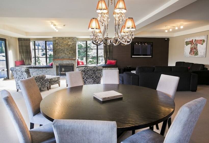 اتاق پنت هاوس, The Glebe Apartments