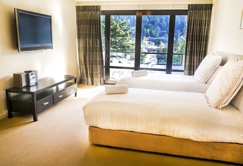 اتاق پنت هاوس, The Glebe Apartments