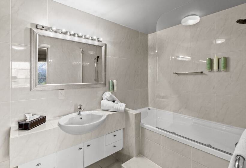 آپارتمان 3 خوابه, The Glebe Apartments