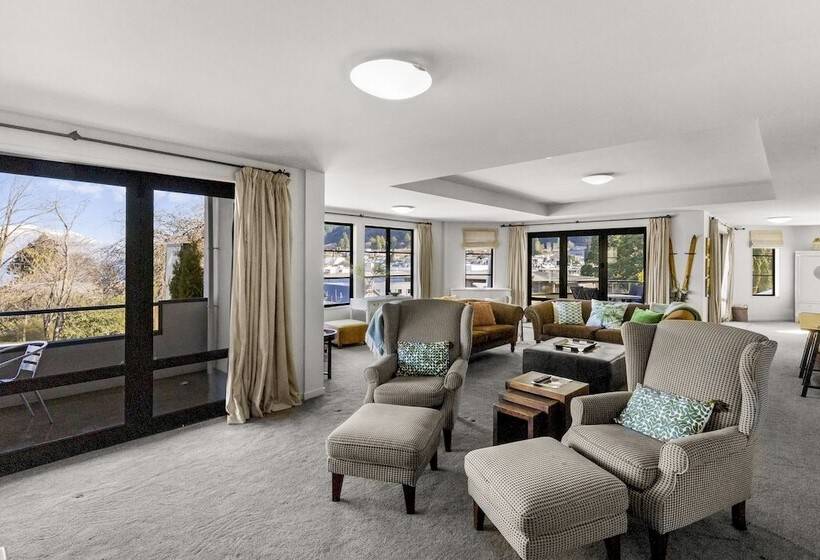 آپارتمان 3 خوابه, The Glebe Apartments