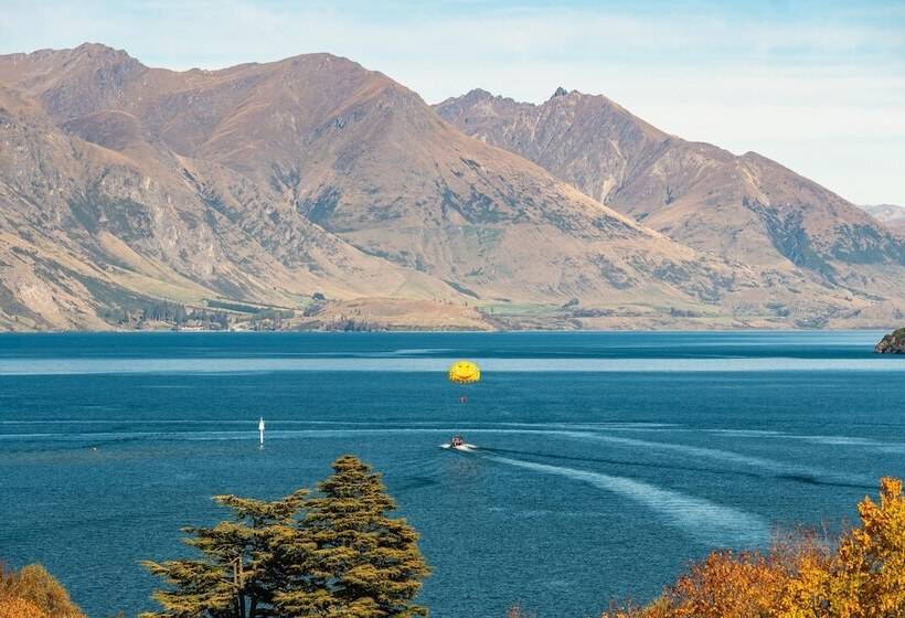 1 Bedroom Penthouse Apartment, The Glebe Apartments