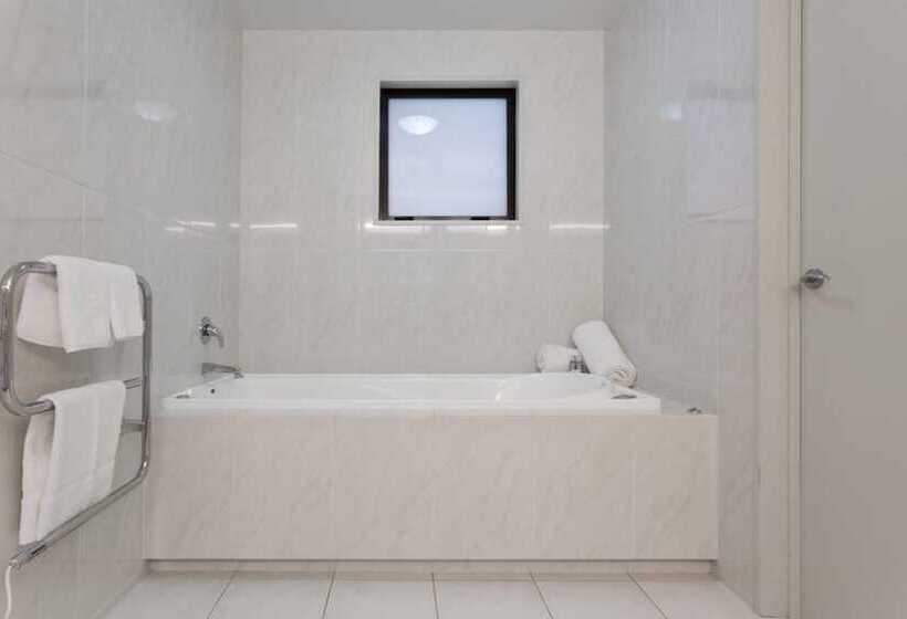 Апартаменты Пентхаус 1 Спальня, The Glebe Apartments