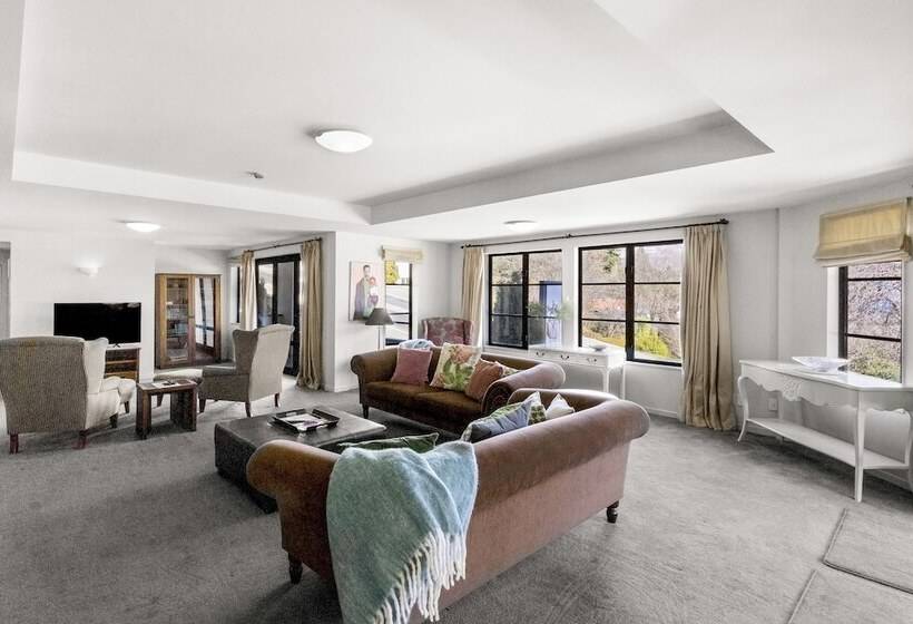 آپارتمان 3 خوابه, The Glebe Apartments