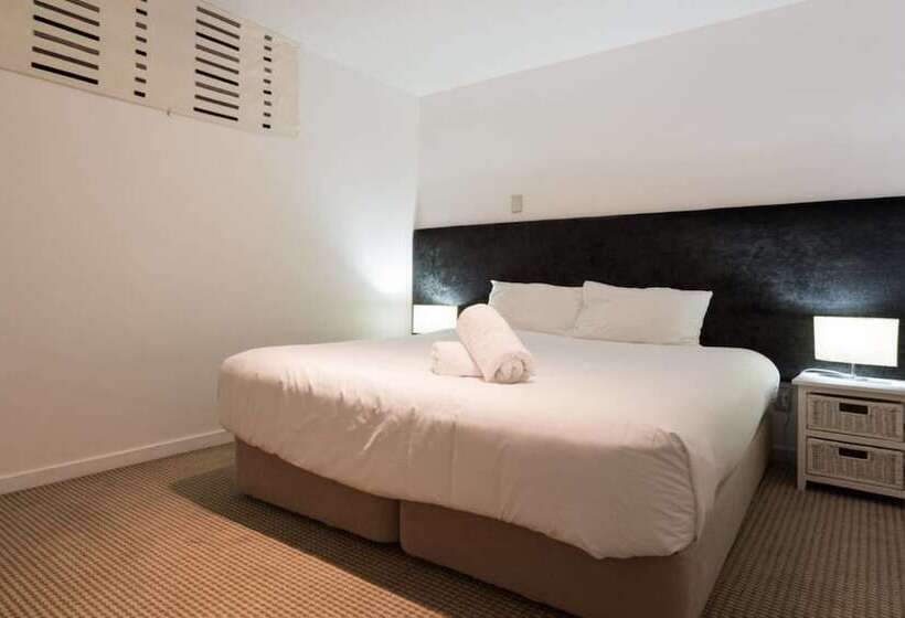 آپارتمان 4 خوابه, The Glebe Apartments