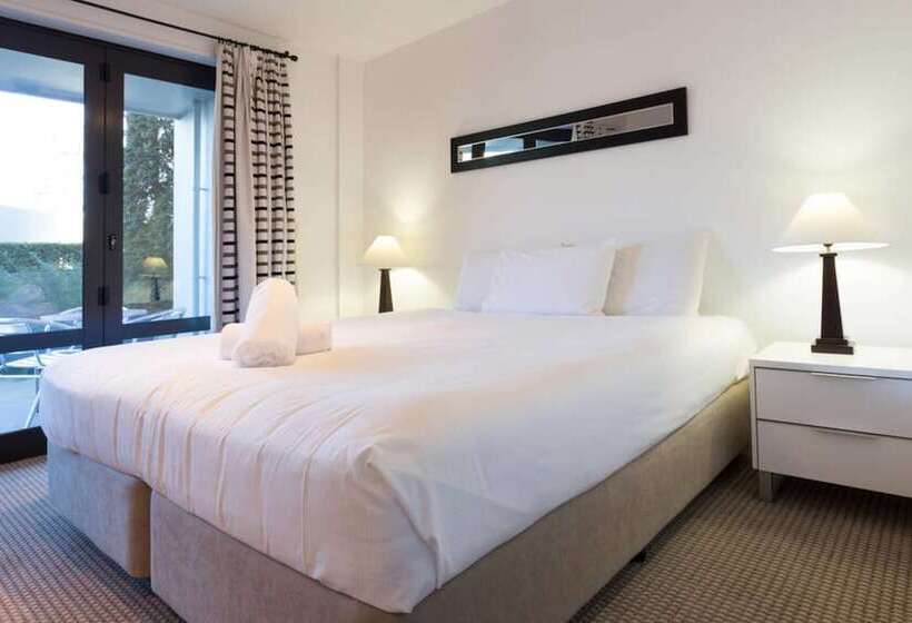 آپارتمان 4 خوابه, The Glebe Apartments