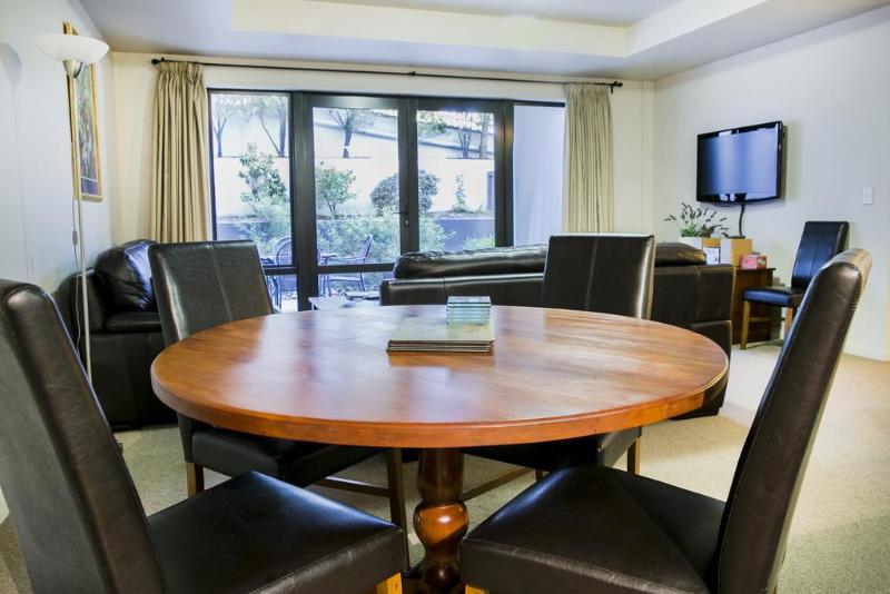 آپارتمان 2 خوابه, The Glebe Apartments