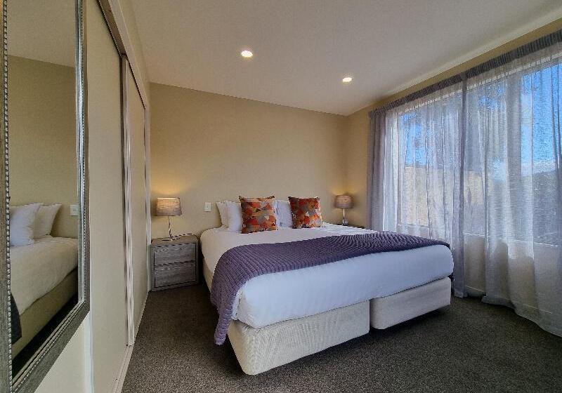 דירת שלושה חדרים, Vintner S Retreat