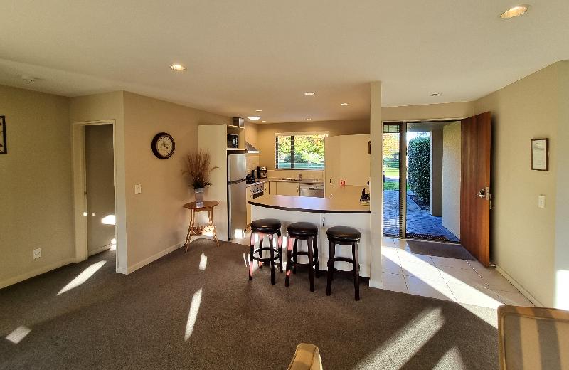 דירת שני חדרים, Vintner S Retreat