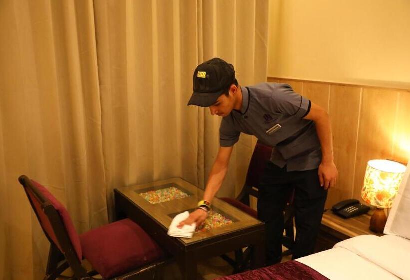 غرفة قياسية سرير كينج, Ganga Heights At Harkipauri Road