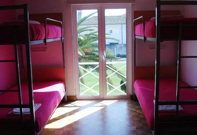 バスルーム共同エコノミー4人部屋, Hi Ofir   Pousada Juventude   Hostel