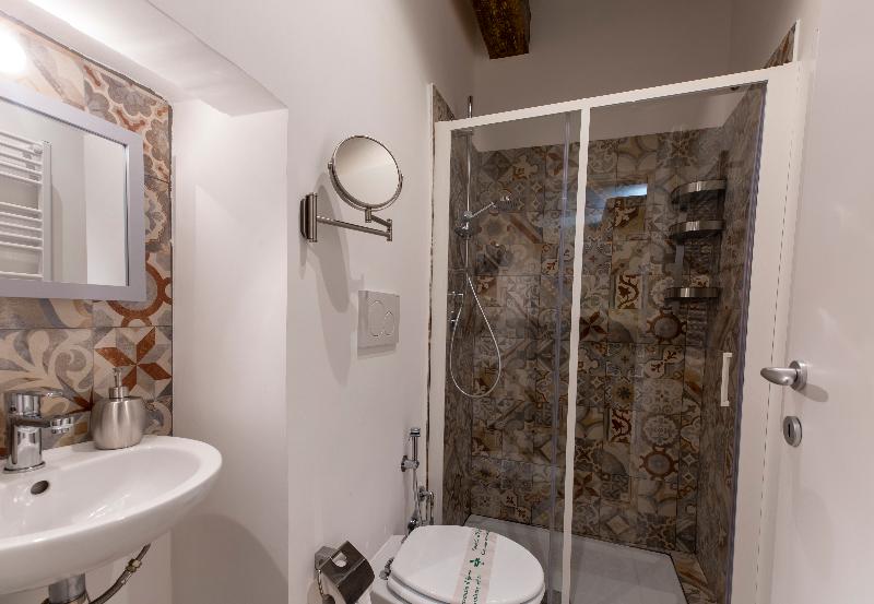 חדר אקונומי, B&b Ventisei Scalini A Trastevere