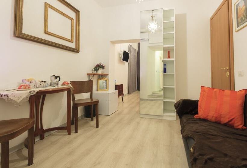 غرفة قياسية, B&b Ventisei Scalini A Trastevere