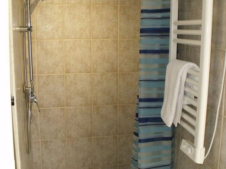 إستوديو قياسى, B&b Ventisei Scalini A Trastevere