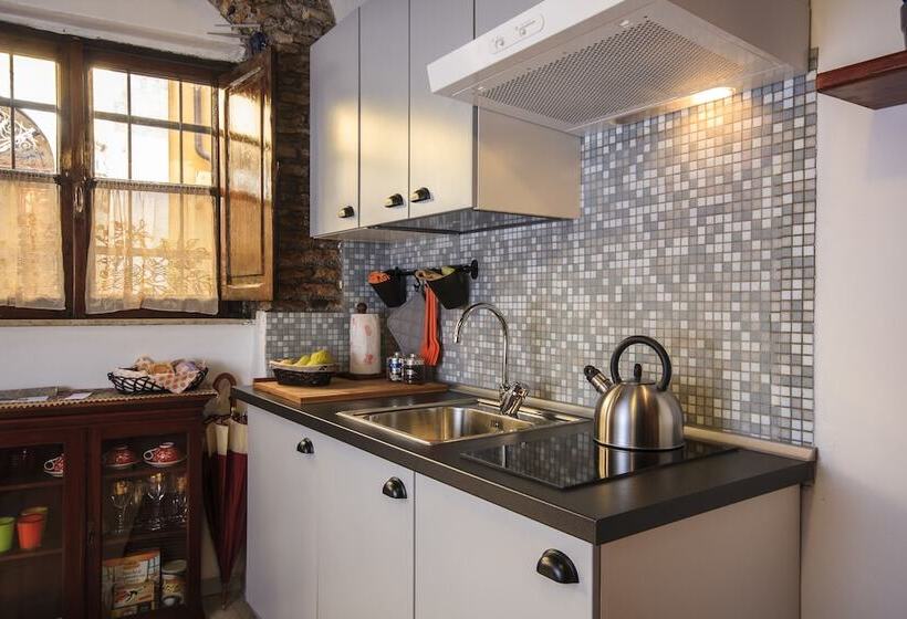 스탠다드 스튜디오, B&b Ventisei Scalini A Trastevere