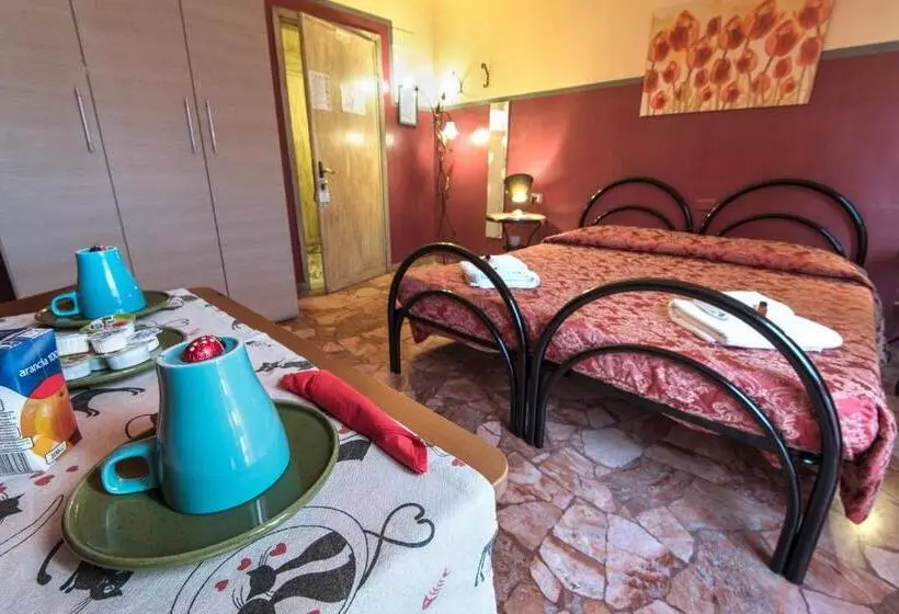 Standard room with outdoor bath, Soggiorno Fortezza Fiorentina