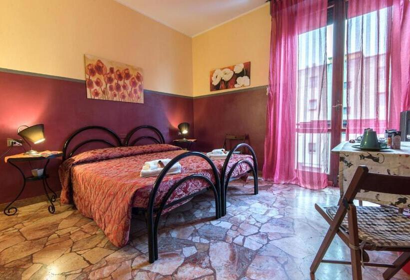 اتاق استاندارد سه تخته با سرویس بهداشتی مشترک, Soggiorno Fortezza Fiorentina