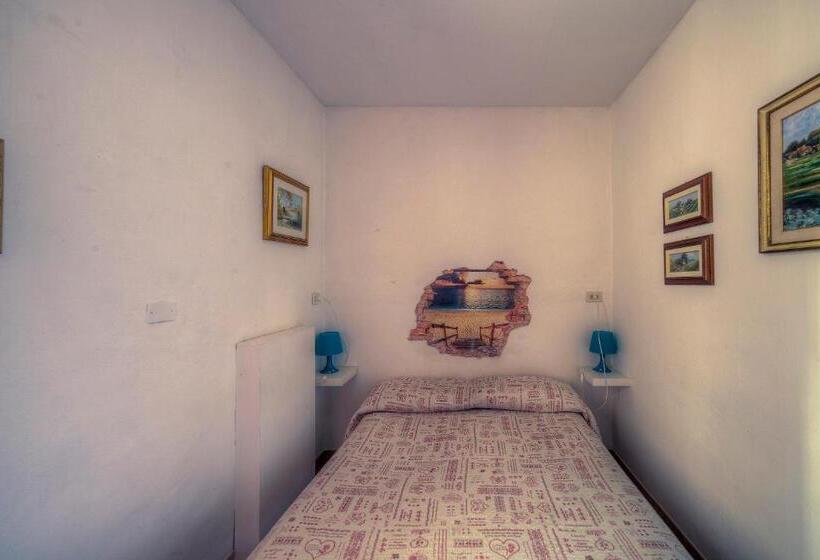 اتاق استاندارد با سرویس بهداشتی مشترک, Sogni D Oro Guest House