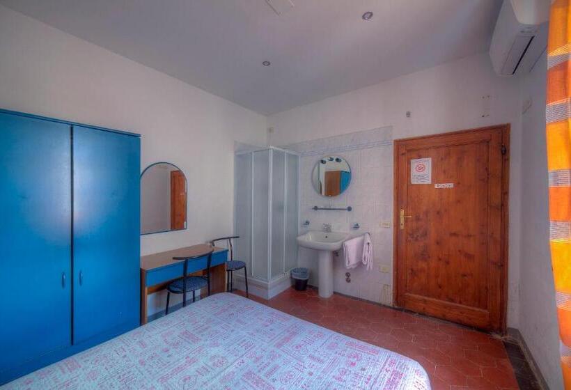 اتاق استاندارد با سرویس بهداشتی مشترک, Sogni D Oro Guest House