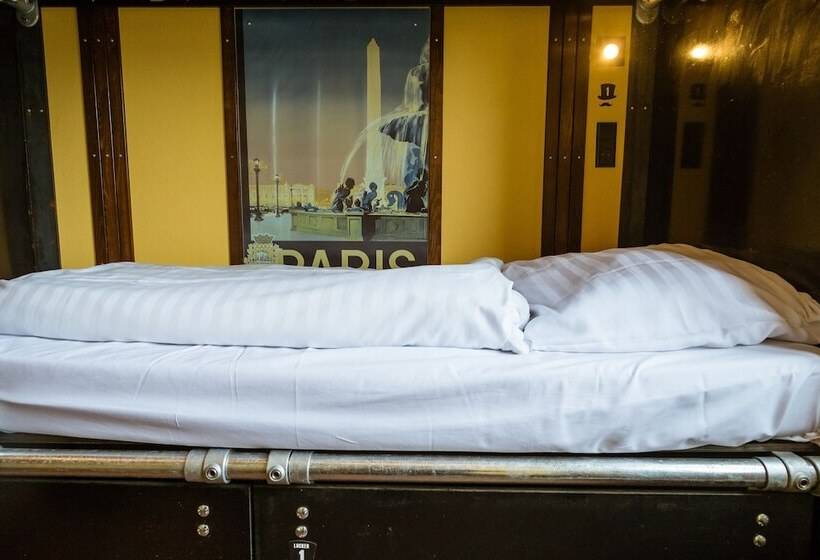 带共用浴室的标准房间, Copenhagen Downtown Hostel