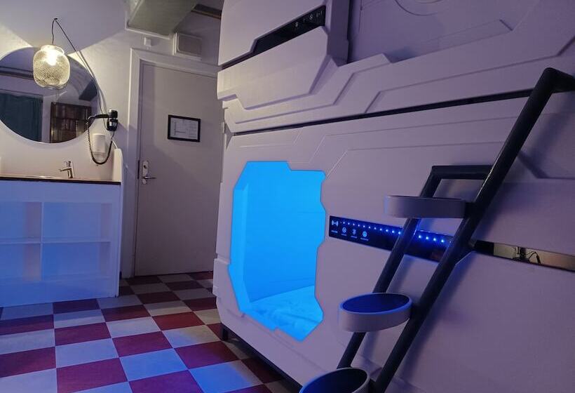 共用房间的床, Copenhagen Downtown Hostel