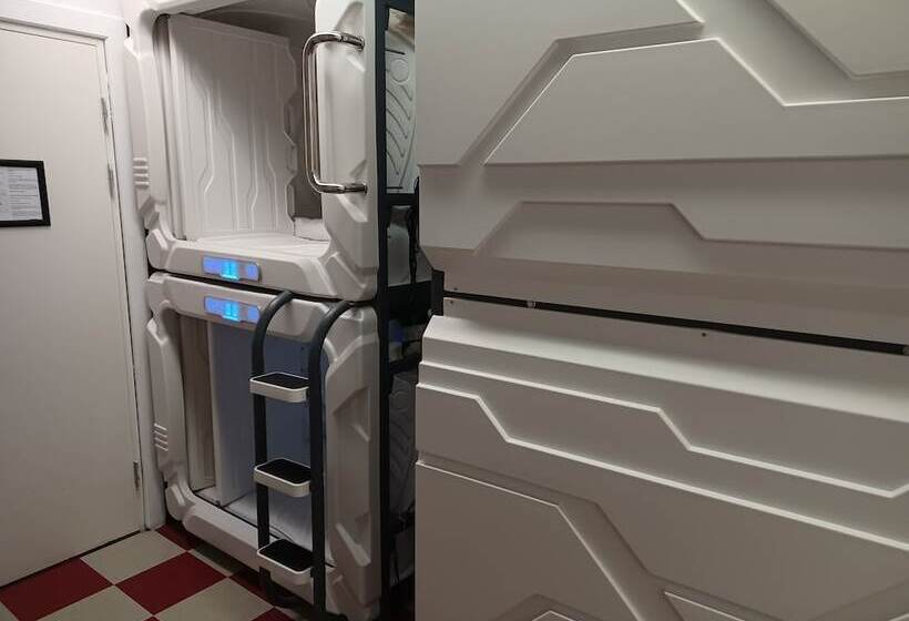 共用房间的床, Copenhagen Downtown Hostel