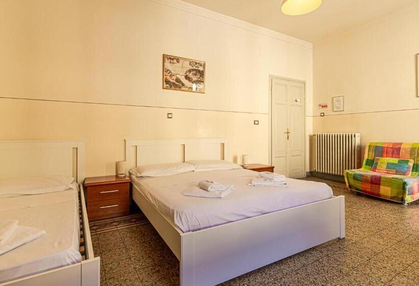 اتاق استاندارد سه تخته با سرویس بهداشتی مشترک, Soggiorno Primavera