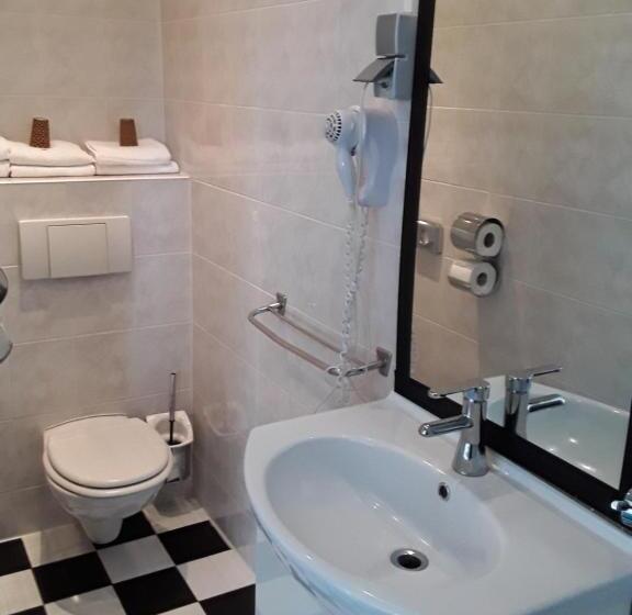 스탠다드 트리플 룸, Baan