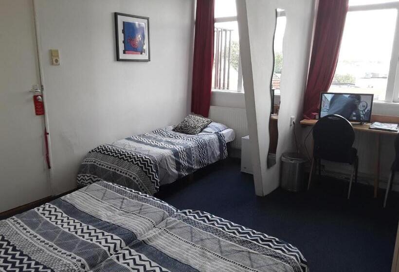 스탠다드 트리플 룸, Baan