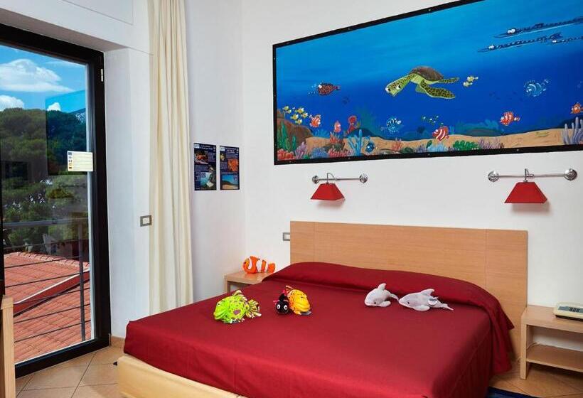 חדר סטנדרט לארבעה, Cala Luna