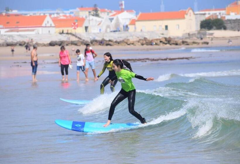 סטודיו משפחתי, G3 Gamboa Beach Houses