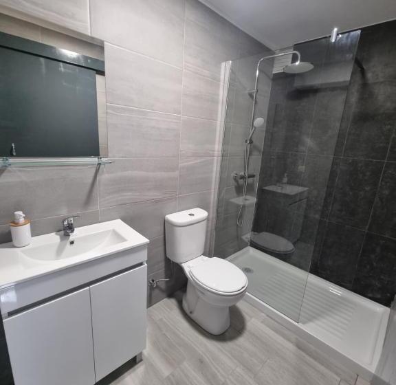 סטודיו משפחתי, G3 Gamboa Beach Houses