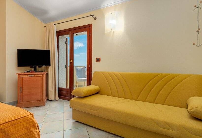 Номер Стандарт Вид на Море, Il Nuovo Gabbiano