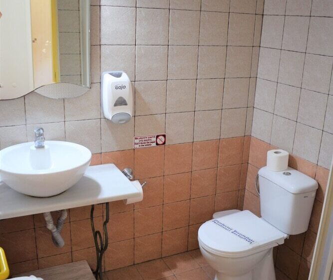 标准间, Malemi Organic