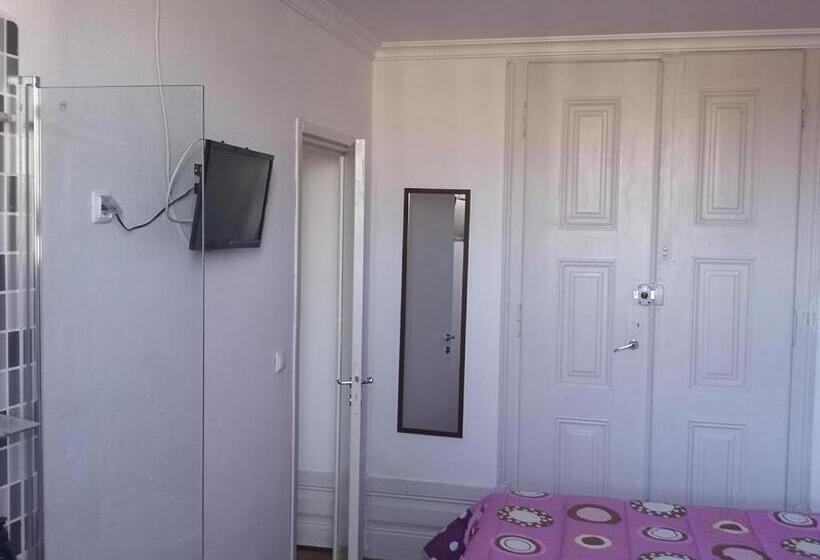 패밀리 룸, Residencial S Juliao Al