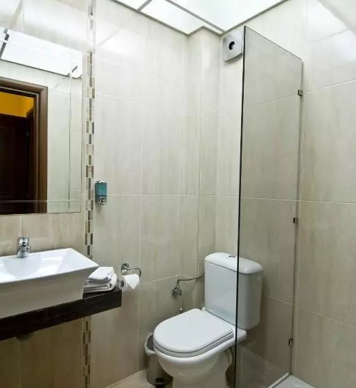 Standard Kolmen Hengen Huone, Villa Elia