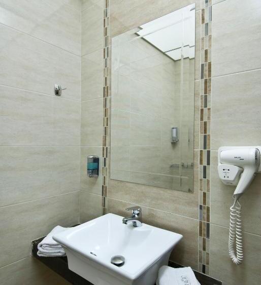 스탠다드 트리플 룸, Villa Elia