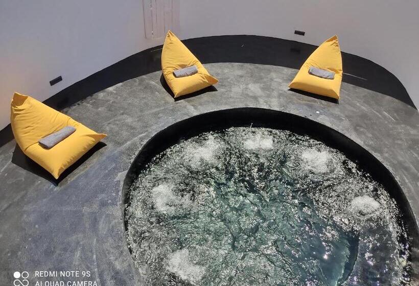 וילה עם חדר שינה אחד ובריכת שחיה, Nectarios Villa   Studios & Suites Adults Only