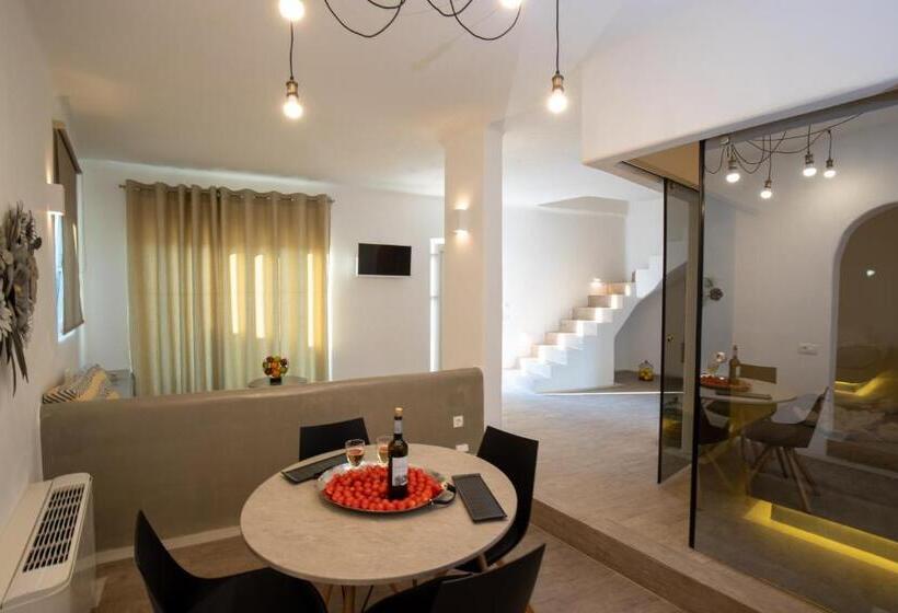 סוויטת 2 חדרי שינה, Nectarios Villa   Studios & Suites Adults Only