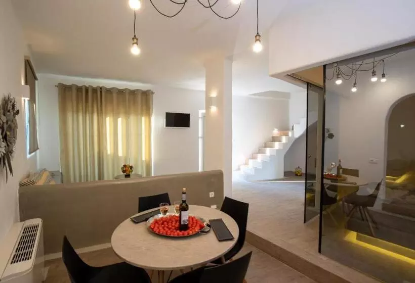 Sviitti 2 Makuuhuonetta, Nectarios Villa   Studios & Suites Adults Only