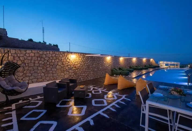 Sviitti 2 Makuuhuonetta, Nectarios Villa   Studios & Suites Adults Only