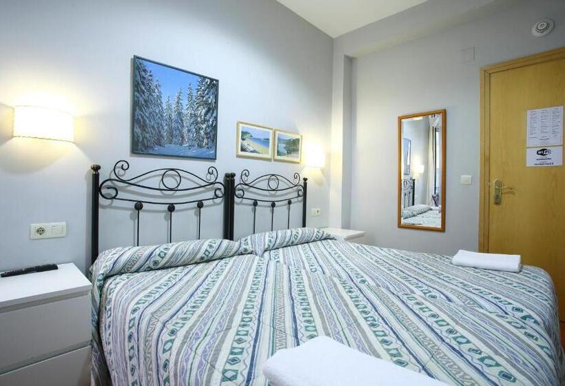 غرفة قياسية حمام مشترك, Pensión San Telmo / San Juan