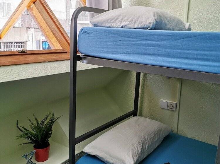 공동 객실, X Hostel Alicante