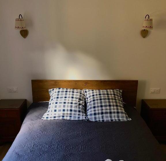 جناح, Au Repos Des Vignes, Chambres D Hôtes