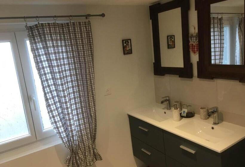 Люкс Deluxe Кровать Кинг, Au Repos Des Vignes, Chambres D Hôtes